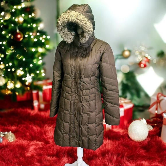 Eddie Bauer ‘Lodge’ Goose Down-Filled Winter Parka in Chocolate Brown Size M - Picture 2 of 16
